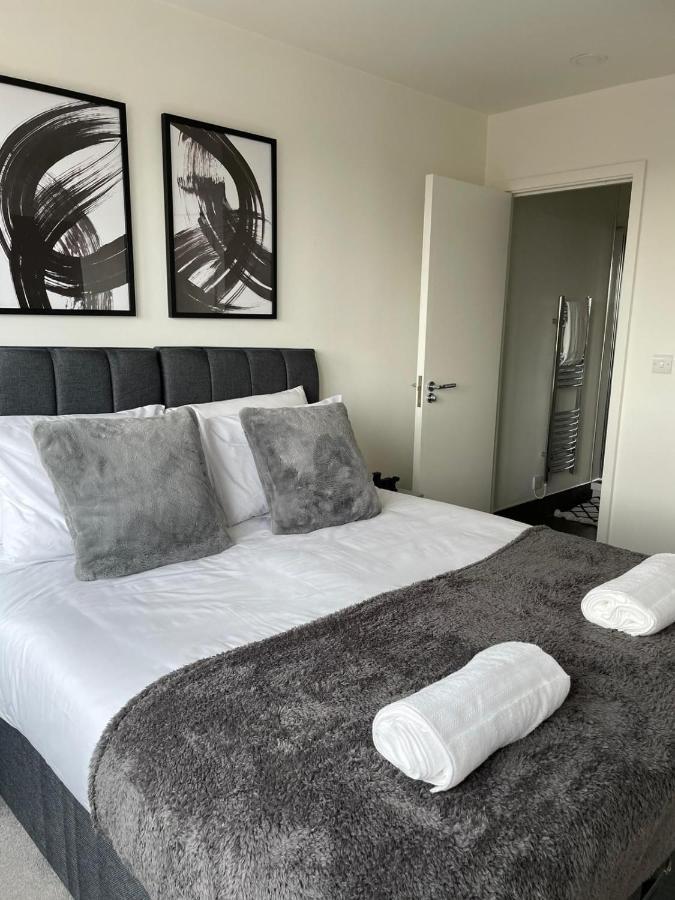 Premier Suite- Bedford City Centre With Free Gym & Parking Kültér fotó